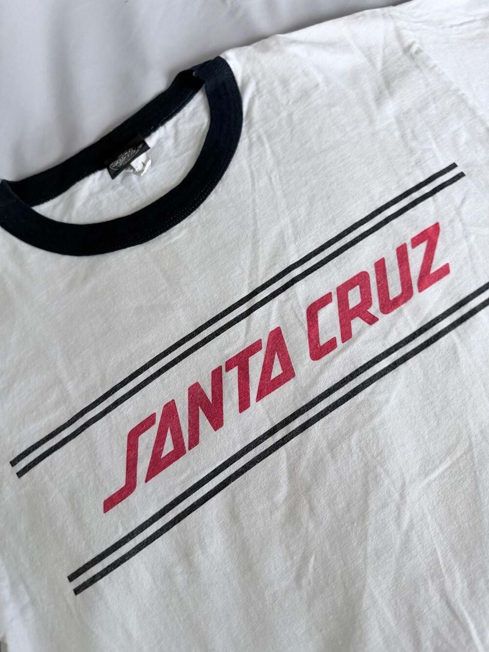 Santa Cruz Men's White and Black T-shirt Mens Size Large,